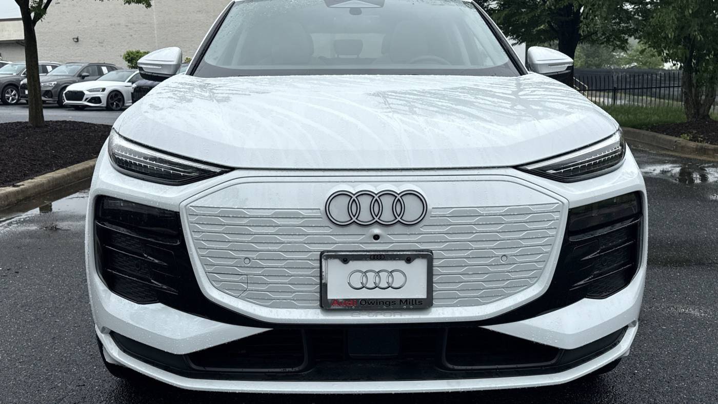 2025 Audi Q6 e-tron WA124BGF4SA006877