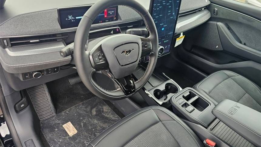 2025 Ford Mustang Mach E 3FMTK4SXXSMA04917