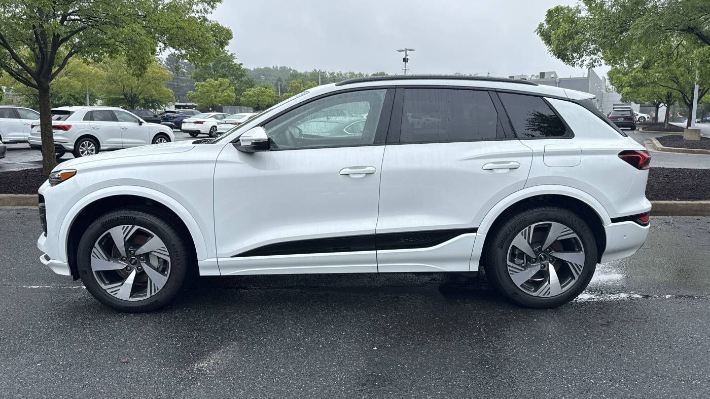 2025 Audi Q6 e-tron WA124BGF4SA006877