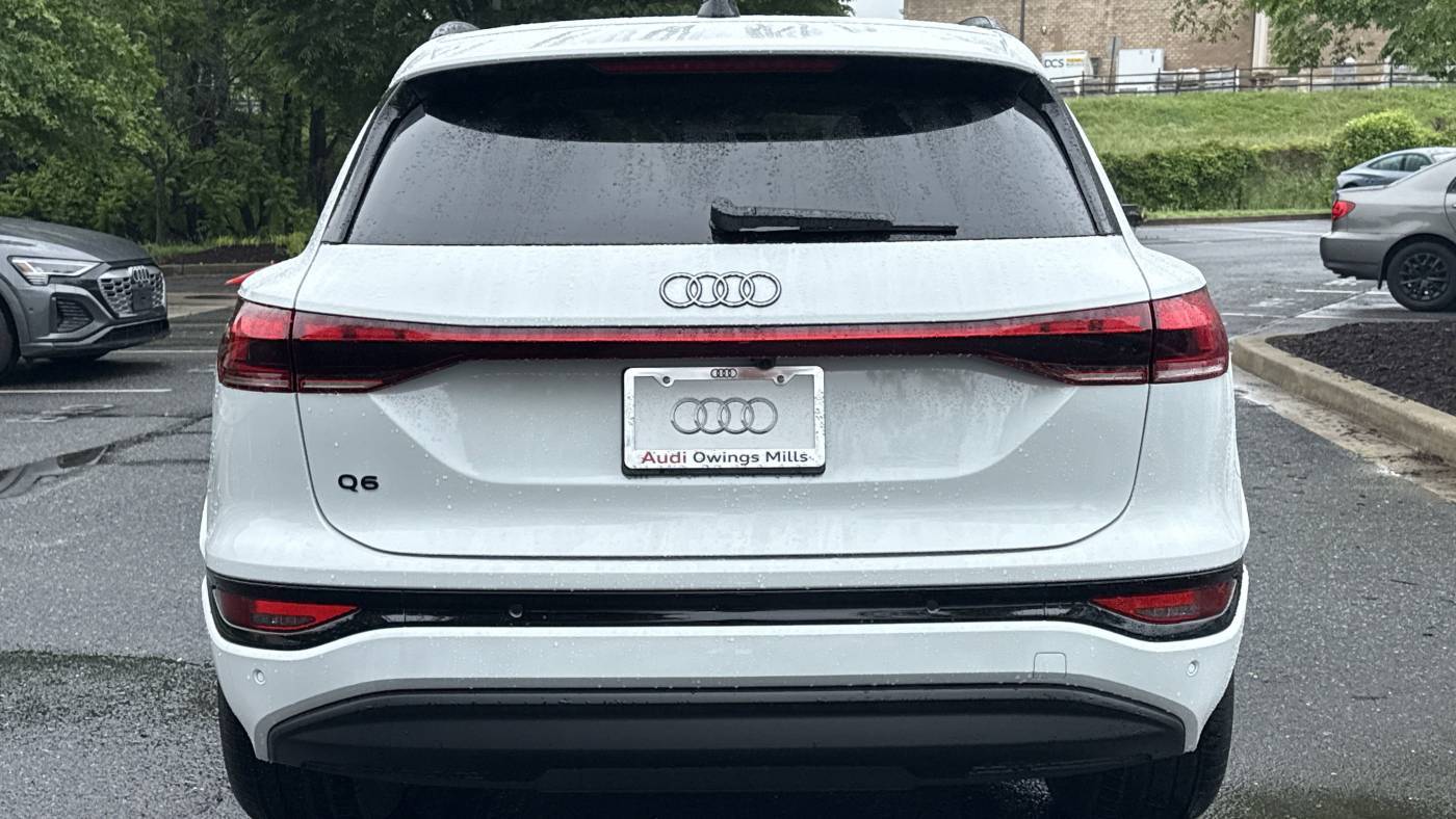 2025 Audi Q6 e-tron WA124BGF4SA006877
