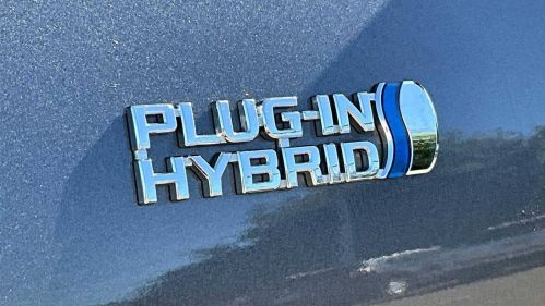 2020 Toyota Prius Prime - Images - 9