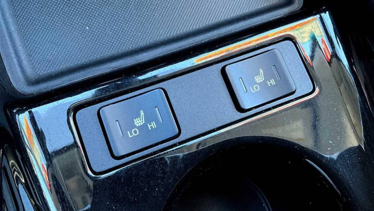 2020 Toyota Prius Prime - Images - 34