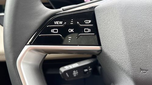2025 Audi Q6 e-tron WA124BGF4SA006877
