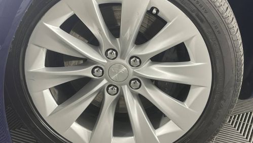 2017 Tesla Model S - Images - 5