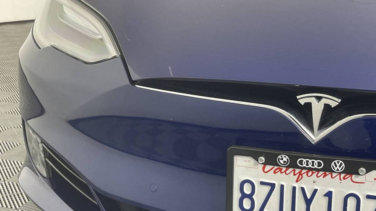 2017 Tesla Model S - Images - 8