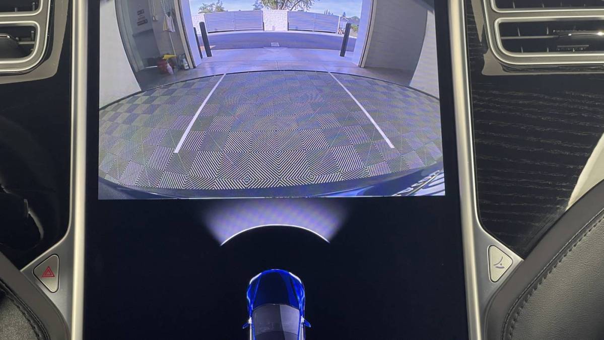 2017 Tesla Model S - Images - 29