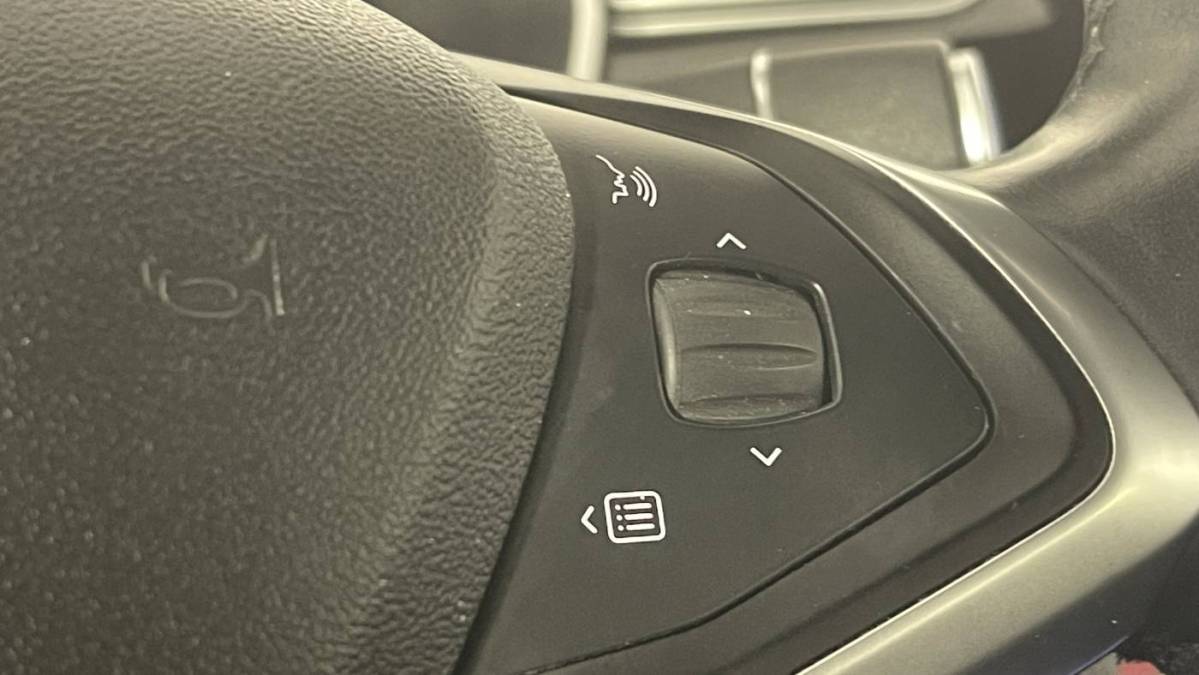 2017 Tesla Model S - Images - 33