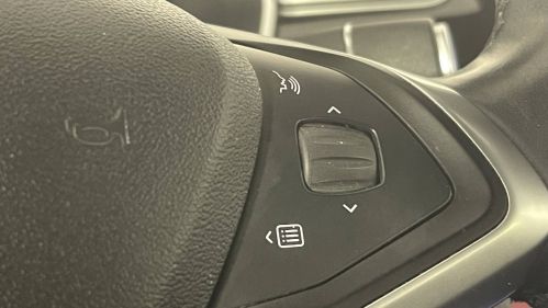2017 Tesla Model S - Images - 33