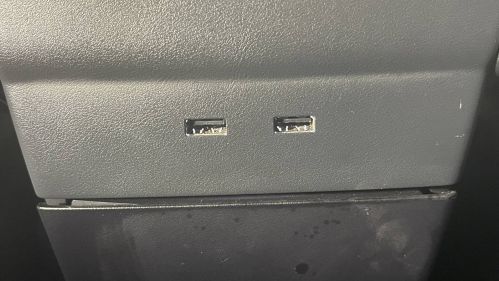 2017 Tesla Model S - Images - 39