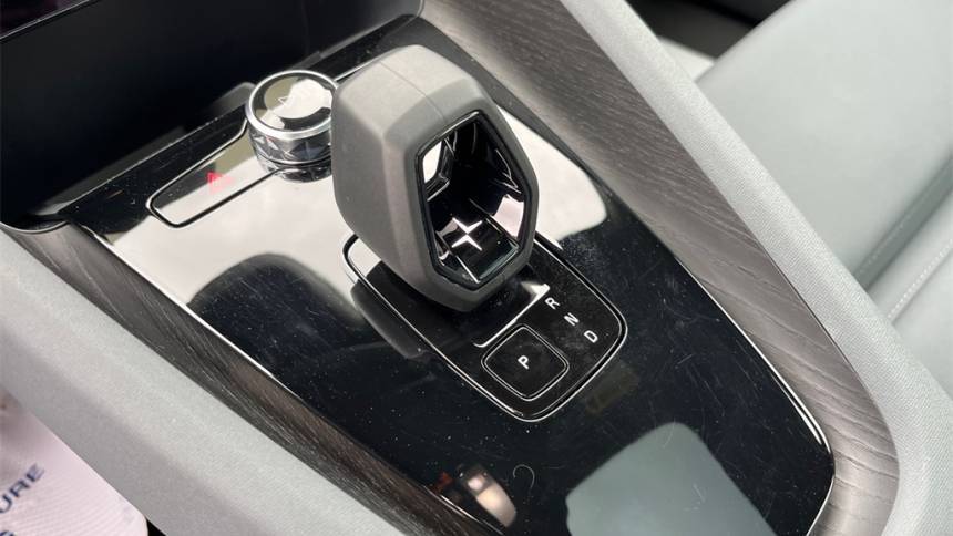2022 Polestar 2 - Images - 17