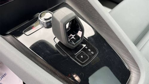2022 Polestar 2 - Images - 17