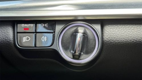 2018 Porsche Panamera - Images - 22