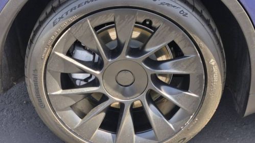 2024 Tesla Model Y - Images - 11
