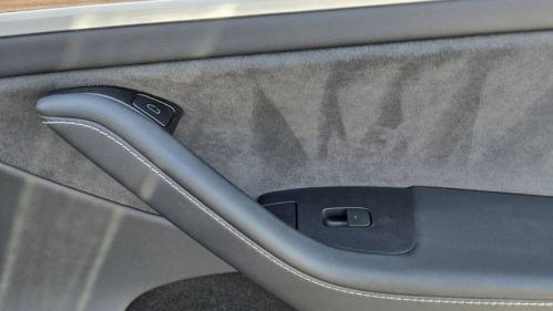 2024 Tesla Model Y - Images - 20