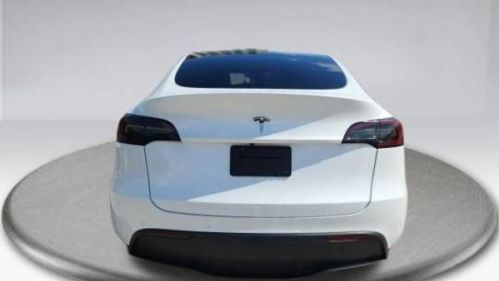 2022 Tesla Model Y - Images - 12