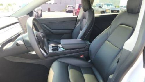 2022 Tesla Model Y - Images - 18
