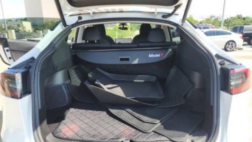 2022 Tesla Model Y - Images - 20