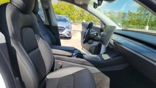 2022 Tesla Model Y - Images - 22