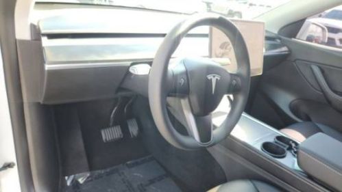 2022 Tesla Model Y - Images - 25