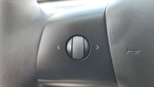 2022 Tesla Model Y - Images - 35