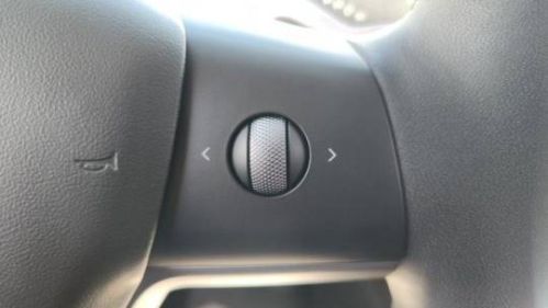 2022 Tesla Model Y - Images - 36