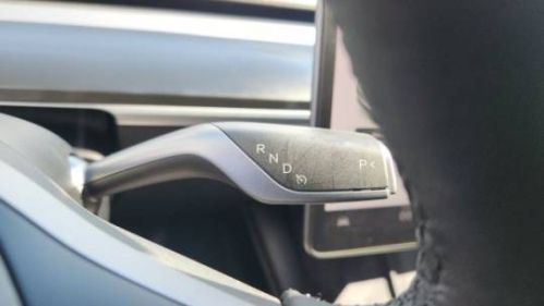 2022 Tesla Model Y - Images - 37