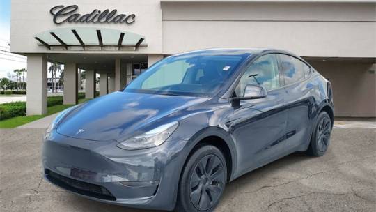 2025 Tesla Model Y - Images - 1