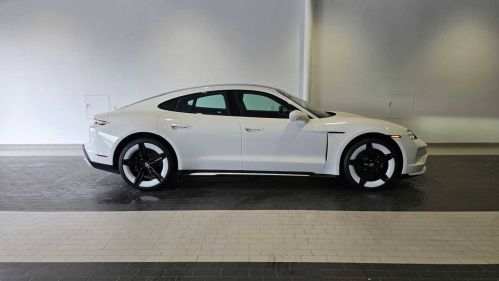 2025 Porsche Taycan - Images - 6
