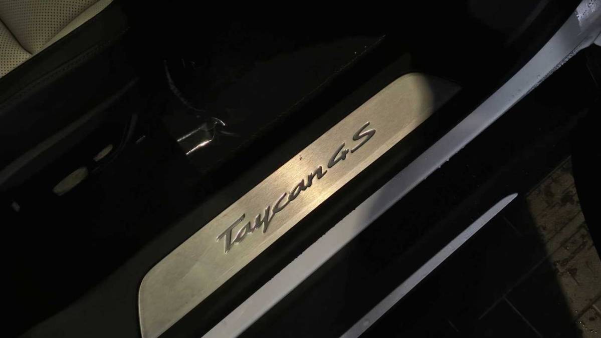 2025 Porsche Taycan - Images - 13