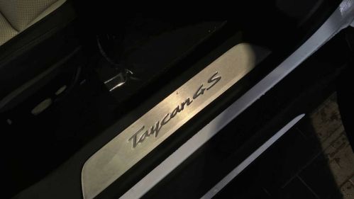 2025 Porsche Taycan - Images - 13