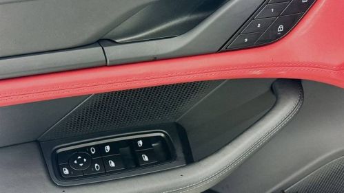 2023 Porsche Taycan - Images - 23