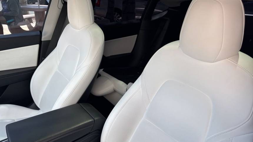 2022 Tesla Model Y - Images - 2