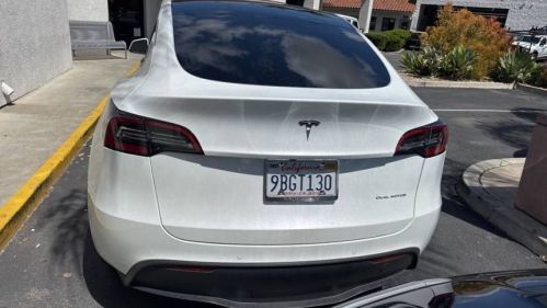 2022 Tesla Model Y - Images - 9