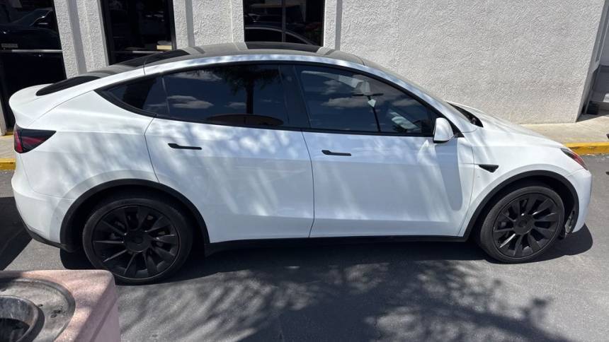 2022 Tesla Model Y - Images - 13