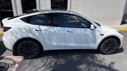 2022 Tesla Model Y - Images - 13