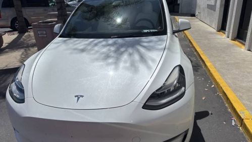 2022 Tesla Model Y - Images - 16