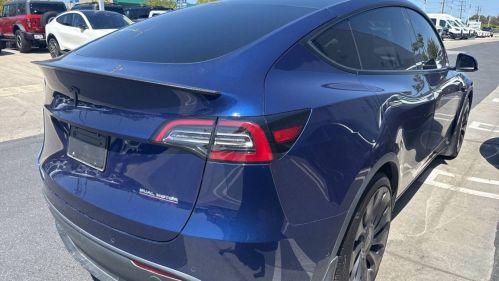 2022 Tesla Model Y - Images - 3