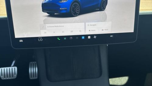 2022 Tesla Model Y - Images - 7