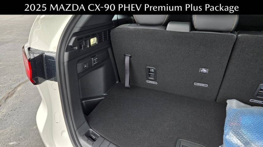 2025 Mazda CX-90 - Images - 8