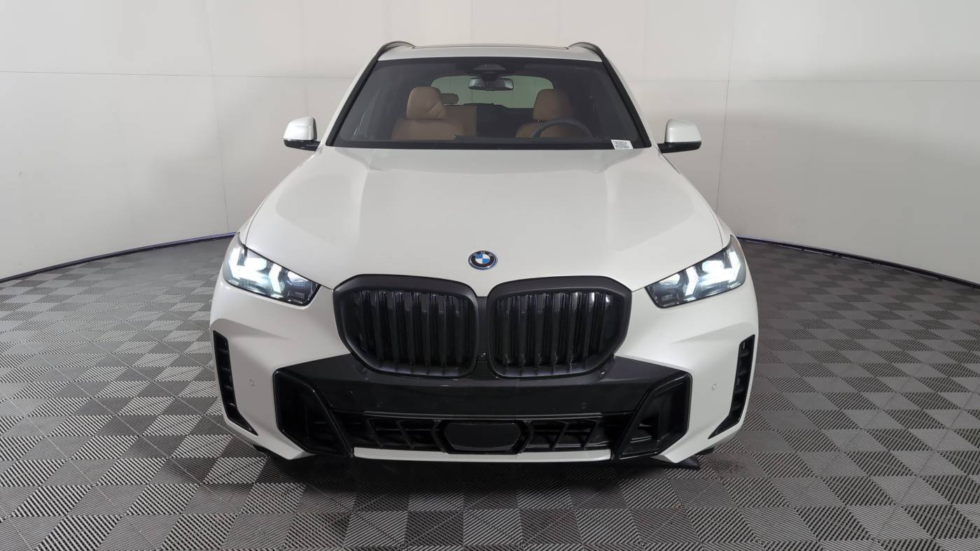 2026 BMW X5 5UX43EU09T9028524