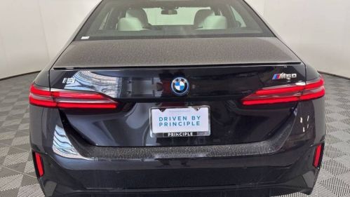 2025 BMW i5 - Images - 6