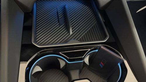 2025 BMW i5 - Images - 18