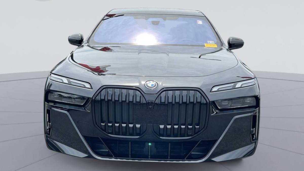 2023 BMW i7 - Images - 8
