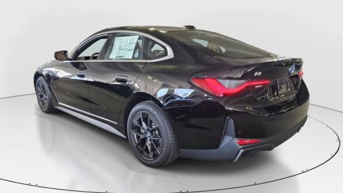 2025 BMW i4 - Images - 4