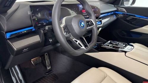 2025 BMW i5 - Images - 27