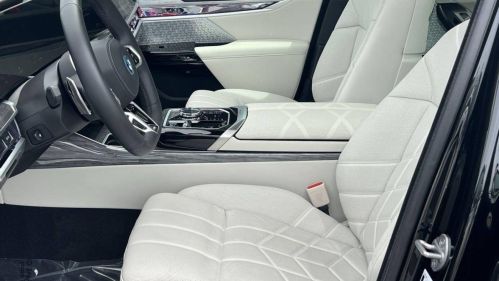 2023 BMW i7 - Images - 10