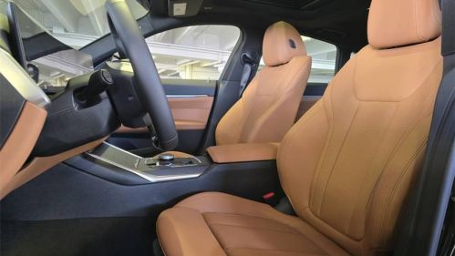 2025 BMW i4 - Images - 15