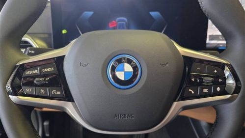 2025 BMW i4 - Images - 18