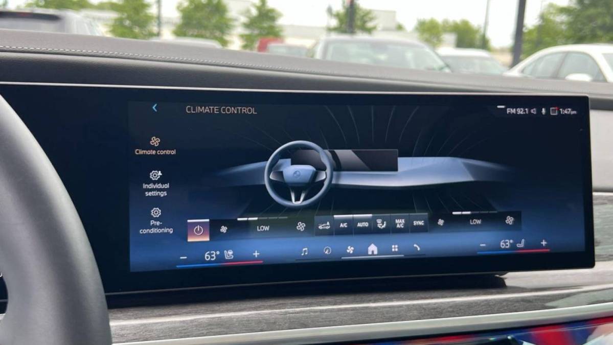 2023 BMW i7 - Images - 18