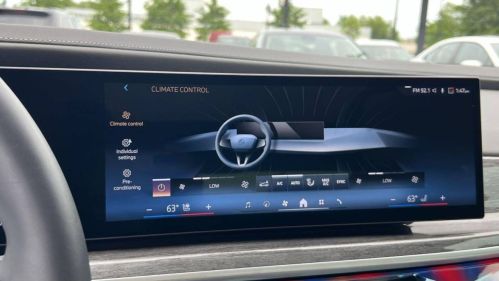 2023 BMW i7 - Images - 18